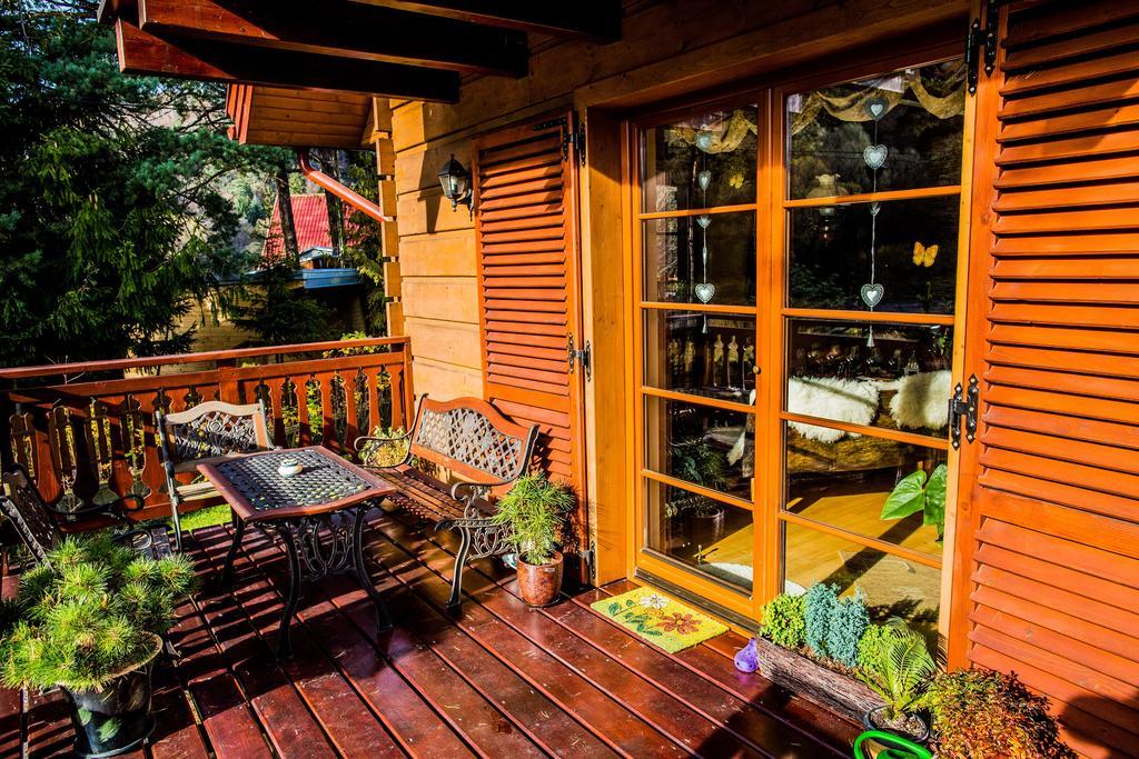 Bed and Breakfast Willa Nad Popradem à Piwniczna-Zdroj Extérieur photo