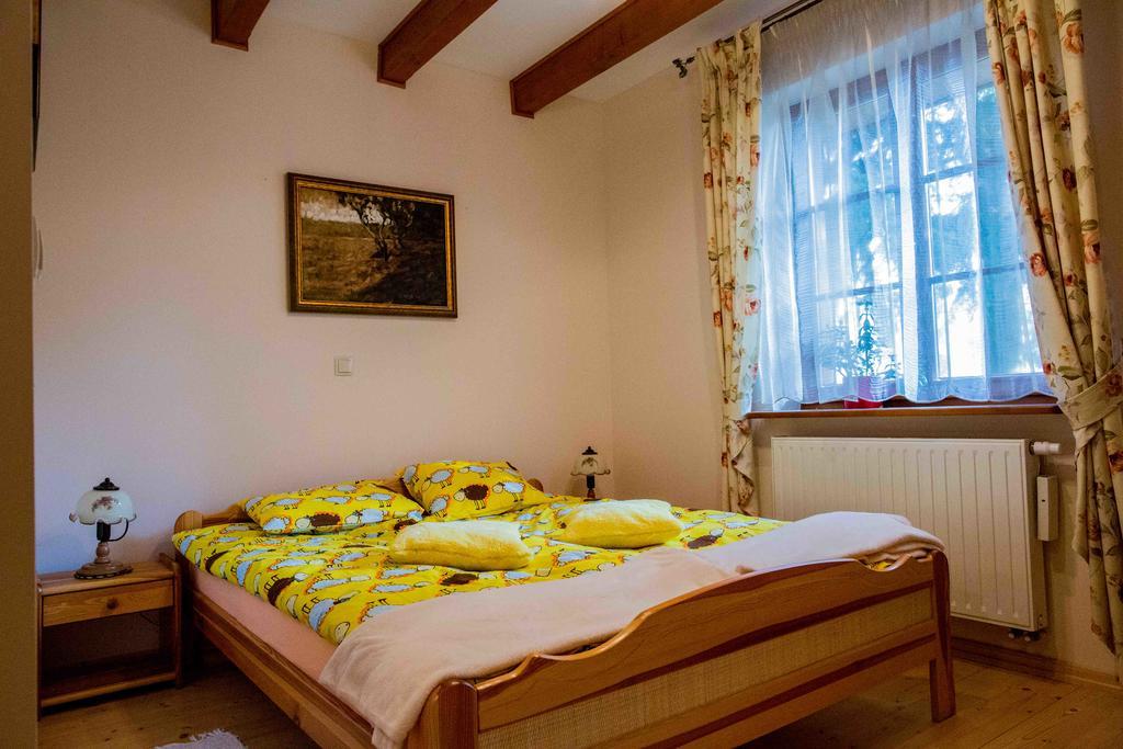 Bed and Breakfast Willa Nad Popradem à Piwniczna-Zdroj Extérieur photo